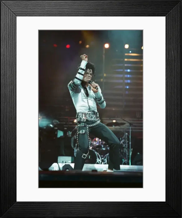 Framed Print : Michael Jackson in concert at Wembley. 15th July 1988 Framed Print : Michael Jackson in concert at Wembley. 15th July 1988