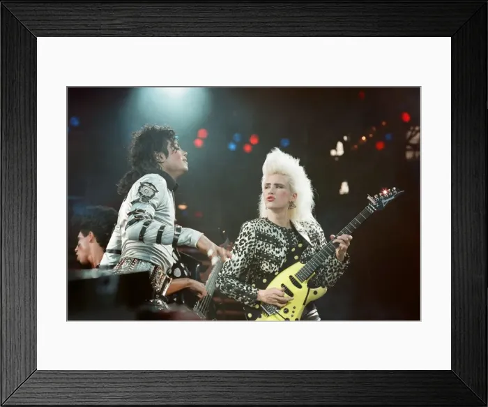 Framed Print : Michael Jackson in concert at Wembley. 15th July 1988 Framed Print : Michael Jackson in concert at Wembley. 15th July 1988