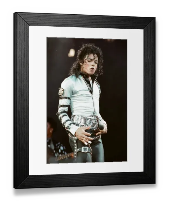 Framed Print : Michael Jackson in concert at Wembley. 15th July 1988