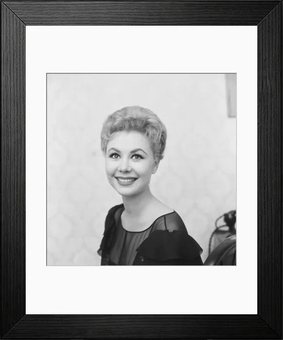 Framed Print : Mitzi Gaynor, American actress, singer & dancer, who is in the UK to work on new film Framed Print : Mitzi Gaynor, American actress, singer & dancer, who is in the UK to work on new film