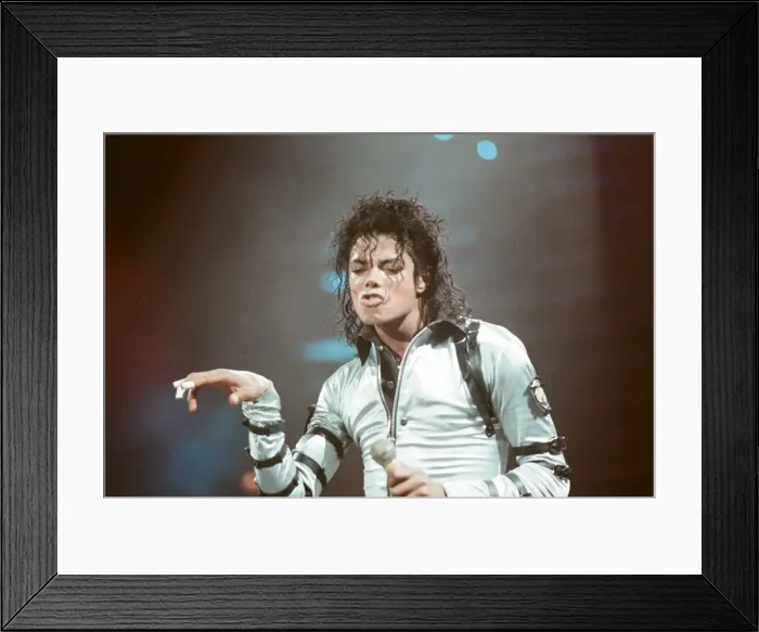 Framed Print : Michael Jackson in concert at Wembley. 22nd July 1988 Framed Print : Michael Jackson in concert at Wembley. 22nd July 1988
