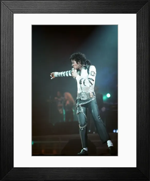 Framed Print : Michael Jackson in concert at Wembley. 22nd July 1988 Framed Print : Michael Jackson in concert at Wembley. 22nd July 1988