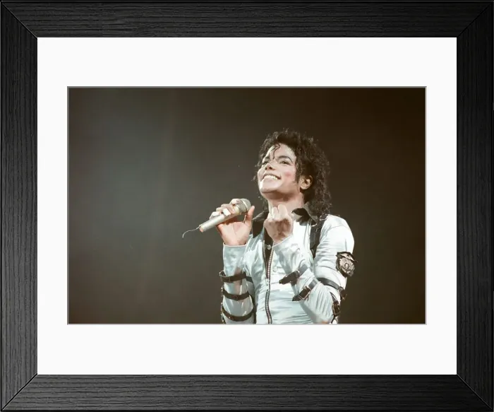 Framed Print : Michael Jackson in concert at Wembley. 22nd July 1988 Framed Print : Michael Jackson in concert at Wembley. 22nd July 1988