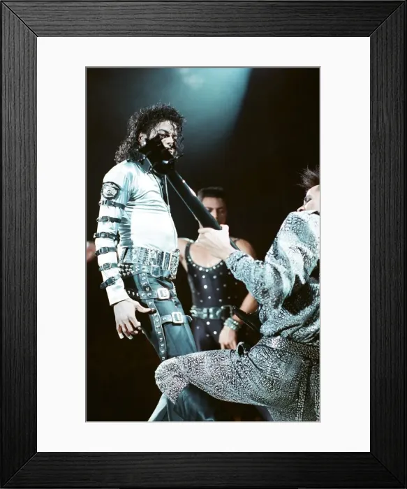 Framed Print : Michael Jackson in concert at Wembley. 22nd July 1988 Framed Print : Michael Jackson in concert at Wembley. 22nd July 1988