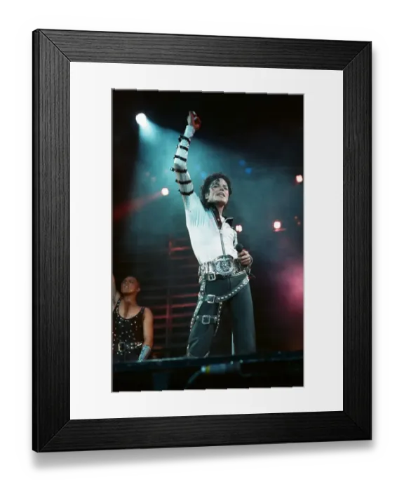 Framed Print : Michael Jackson in concert at Wembley. 15th July 1988 Framed Print : Michael Jackson in concert at Wembley. 15th July 1988
