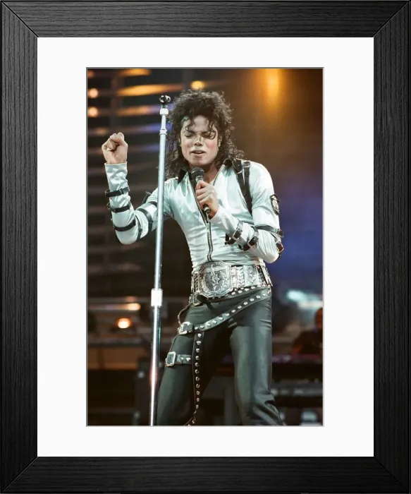 Framed Print : Michael Jackson in concert at Wembley. 15th July 1988 Framed Print : Michael Jackson in concert at Wembley. 15th July 1988