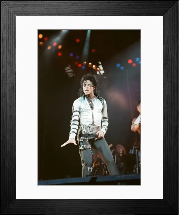 Framed Print : Michael Jackson in concert at Wembley. 15th July 1988 Framed Print : Michael Jackson in concert at Wembley. 15th July 1988