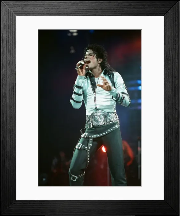 Framed Print : Michael Jackson in concert at Wembley. 15th July 1988 Framed Print : Michael Jackson in concert at Wembley. 15th July 1988