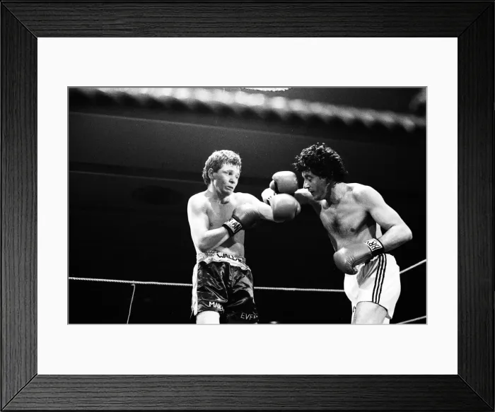 Framed Print : Keith Wallace v Esteban Eguia. Featherweight Boxing. 1st Feb 1984