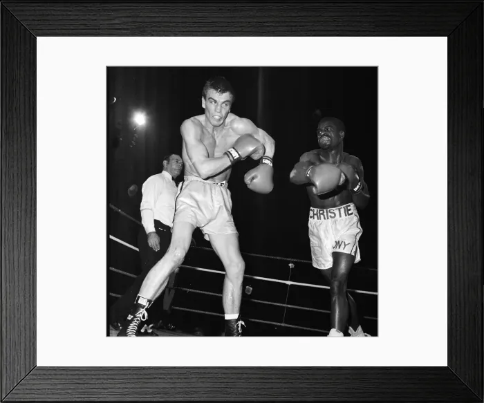 Framed Print : Boxing Errol Christie against Mark Kaylor 5th November 1985