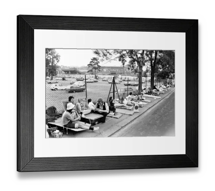 Framed Print : Wimbledon 1976. Fans queuing up outside. 1st July 1976 Framed Print : Wimbledon 1976. Fans queuing up outside. 1st July 1976