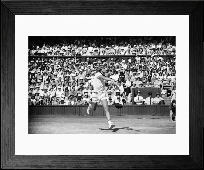 Framed Print : Wimbledon 1976. Bjorn Borg in action. 1st July 1976