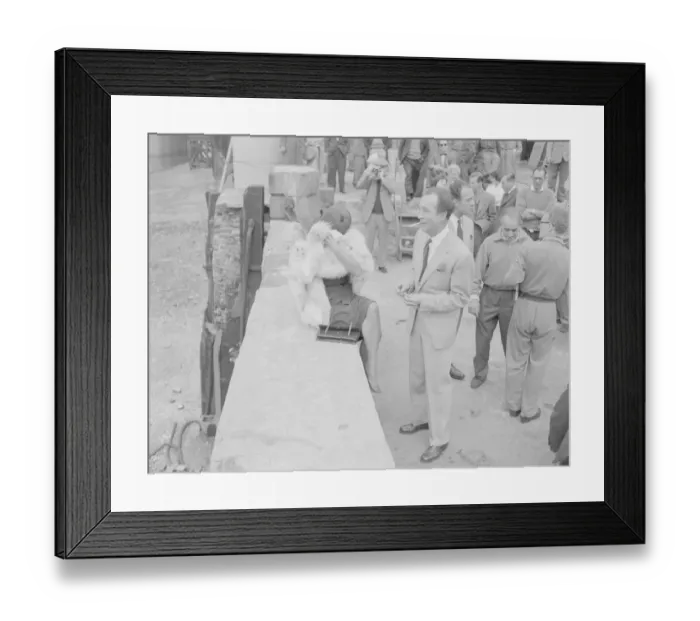 Framed Print : Sophia Loren seen here being shooting a scene for the film The Millionairess