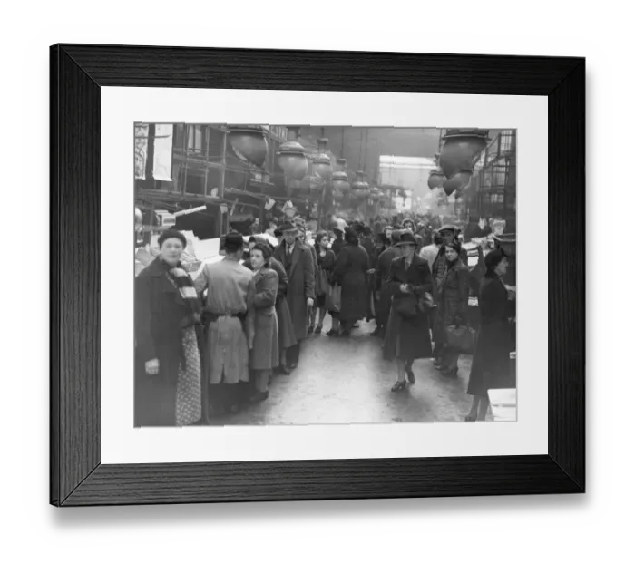 Framed Print : Early morning the scene in the Retail Fish Market as housewives rush for Manchester Framed Print : Early morning the scene in the Retail Fish Market as housewives rush for Manchester