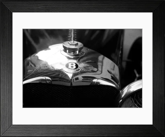 Framed Print : Bentley emblem seen on the bonnet of a 1928 Bentley Speed 6. 26th April 1955 Framed Print : Bentley emblem seen on the bonnet of a 1928 Bentley Speed 6. 26th April 1955