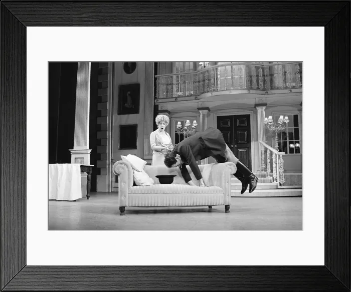 Framed Print : Actor Robert Lindsay in his role as Bill Snibson in the stage musical Me Framed Print : Actor Robert Lindsay in his role as Bill Snibson in the stage musical Me