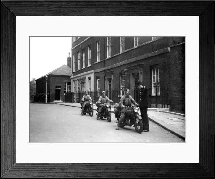 Framed Print : 4th September 1939, Army Dispatch riders seen here getting directions from the policeman Framed Print : 4th September 1939, Army Dispatch riders seen here getting directions from the policeman