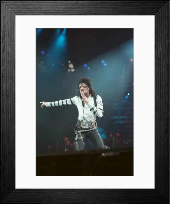 Framed Print : Michael Jackson in concert at Wembley performing in front of HRH Diana Princess of Wales Framed Print : Michael Jackson in concert at Wembley performing in front of HRH Diana Princess of Wales