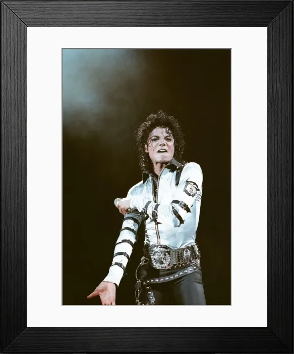 Framed Print : Michael Jackson in concert at Wembley. 22nd July 1988 Framed Print : Michael Jackson in concert at Wembley. 22nd July 1988