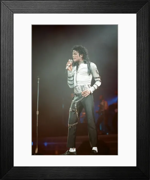 Framed Print : Michael Jackson in concert at Wembley. 22nd July 1988 Framed Print : Michael Jackson in concert at Wembley. 22nd July 1988