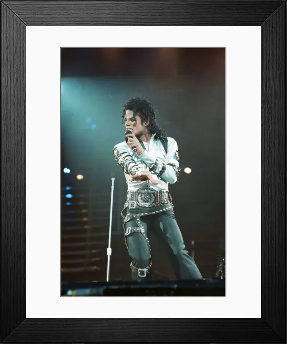 Framed Print : Michael Jackson in concert at Wembley. 15th July 1988 Framed Print : Michael Jackson in concert at Wembley. 15th July 1988
