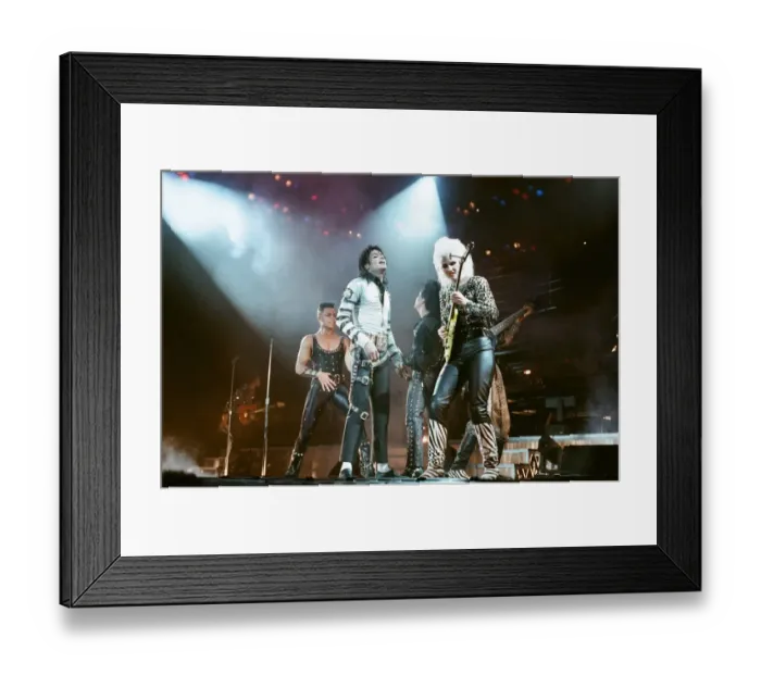Framed Print : Michael Jackson in concert at Wembley. 22nd July 1988 Framed Print : Michael Jackson in concert at Wembley. 22nd July 1988