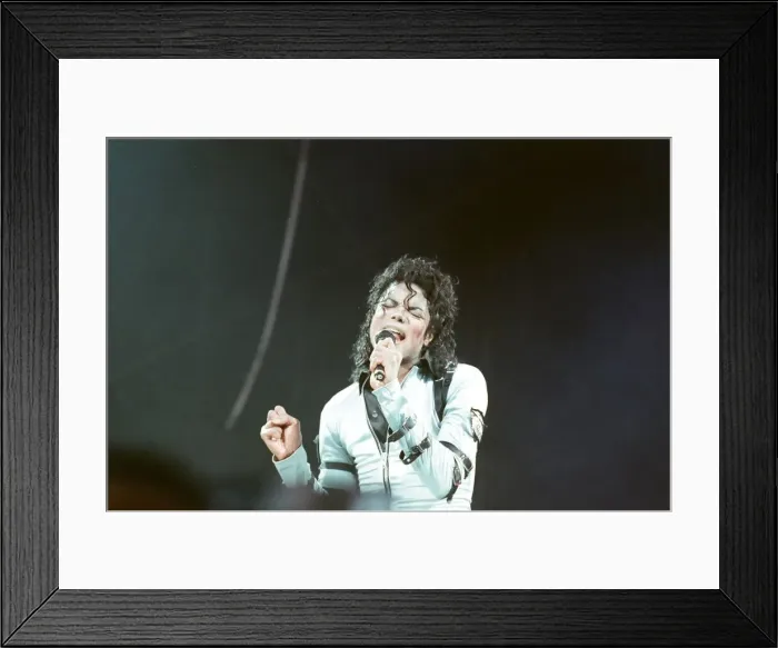 Framed Print : Michael Jackson in concert at Wembley. 15th July 1988 Framed Print : Michael Jackson in concert at Wembley. 15th July 1988