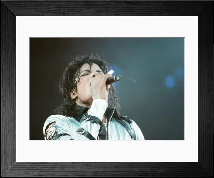 Framed Print : Michael Jackson in concert at Wembley. 15th July 1988