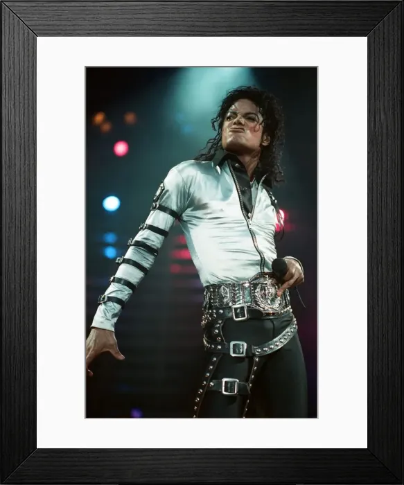 Framed Print : Michael Jackson in concert at Wembley. 15th July 1988 Framed Print : Michael Jackson in concert at Wembley. 15th July 1988