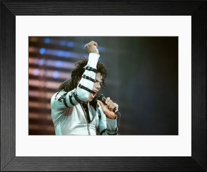 Framed Print : Michael Jackson in concert at Wembley. 15th July 1988 Framed Print : Michael Jackson in concert at Wembley. 15th July 1988