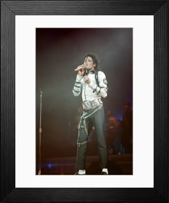 Framed Print : Michael Jackson in concert at Wembley. 22nd July 1988