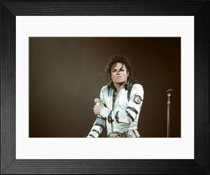 Framed Print : Michael Jackson in concert at Wembley. 22nd July 1988 Framed Print : Michael Jackson in concert at Wembley. 22nd July 1988