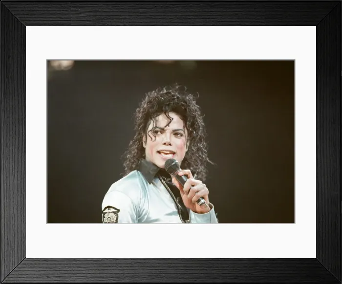 Framed Print : Michael Jackson in concert at Wembley. 15th July 1988 Framed Print : Michael Jackson in concert at Wembley. 15th July 1988