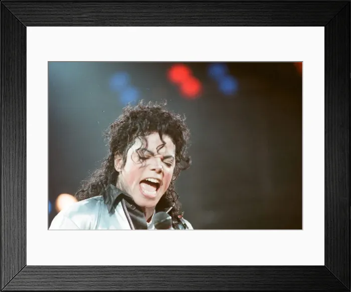 Framed Print : Michael Jackson in concert at Wembley. 15th July 1988 Framed Print : Michael Jackson in concert at Wembley. 15th July 1988
