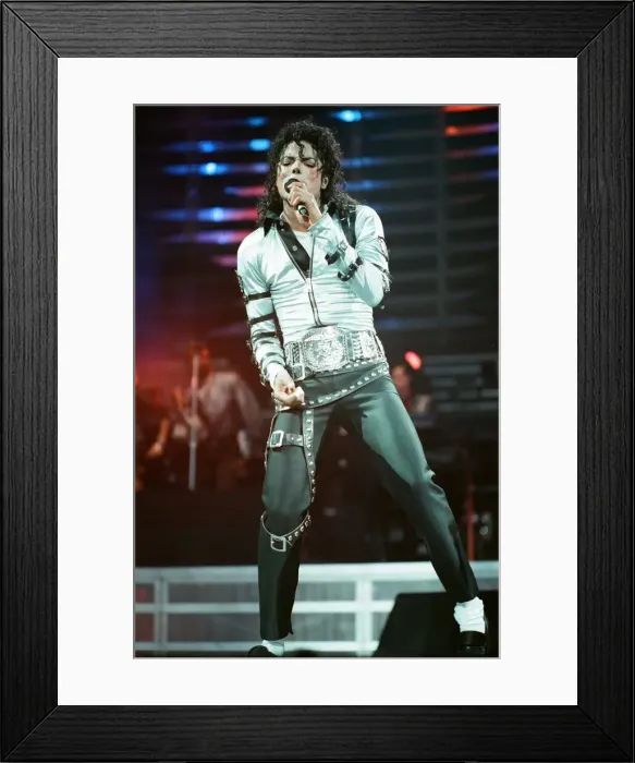 Framed Print : Michael Jackson in concert at Wembley. 15th July 1988