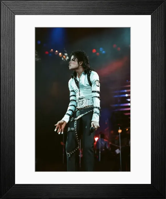 Framed Print : Michael Jackson in concert at Wembley. 15th July 1988 Framed Print : Michael Jackson in concert at Wembley. 15th July 1988