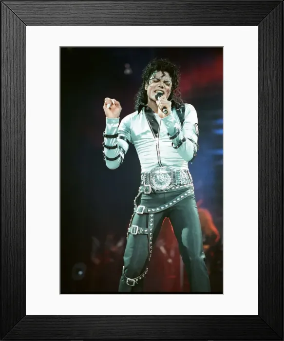 Framed Print : Michael Jackson in concert at Wembley. 15th July 1988 Framed Print : Michael Jackson in concert at Wembley. 15th July 1988