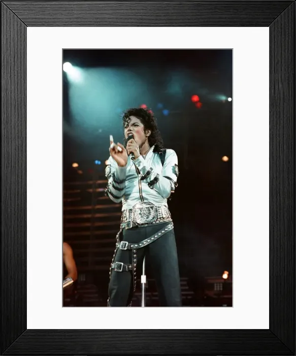 Framed Print : Michael Jackson in concert at Wembley. 15th July 1988 Framed Print : Michael Jackson in concert at Wembley. 15th July 1988