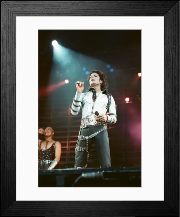 Framed Print : Michael Jackson in concert at Wembley. 15th July 1988 Framed Print : Michael Jackson in concert at Wembley. 15th July 1988