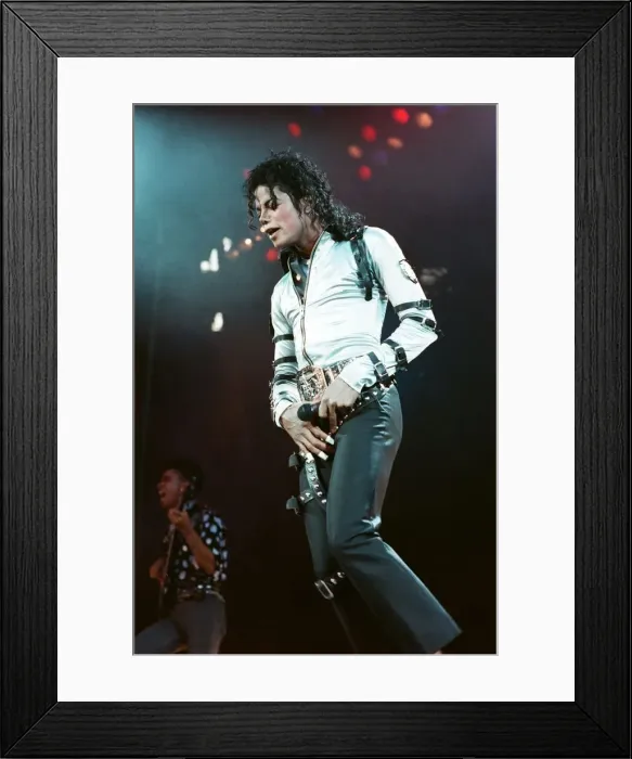Framed Print : Michael Jackson in concert at Wembley. 15th July 1988 Framed Print : Michael Jackson in concert at Wembley. 15th July 1988