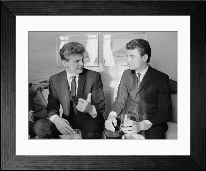 Framed Print : Phil (left) and Don Everly, American singing duo The Everly Brothers