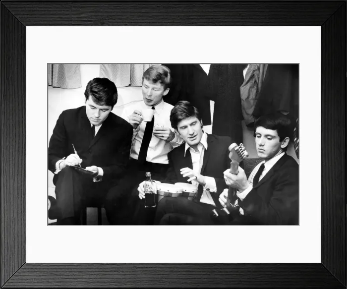 Framed Print : The Searchers (left to right: Mike, John, Chris and Frank Framed Print : The Searchers (left to right: Mike, John, Chris and Frank