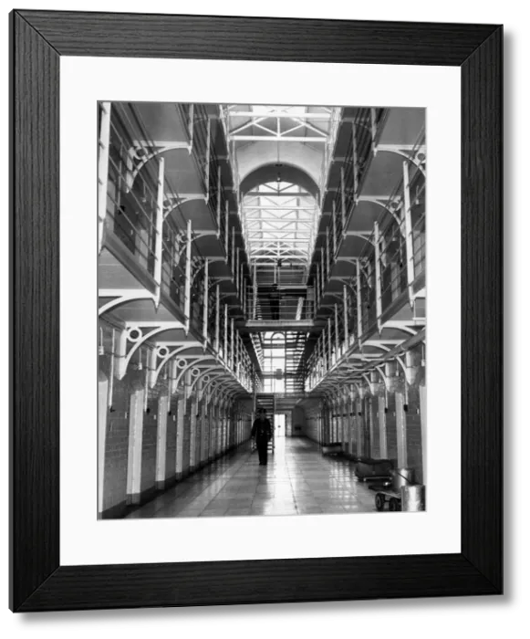 Framed Print : HMP Barlinnie in Glasgow Scotland. Pictured: Cell block Circa 1965 Framed Print : HMP Barlinnie in Glasgow Scotland. Pictured: Cell block Circa 1965