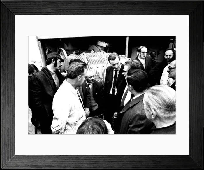 Framed Print : The Minister of Technology Mr. Anthony Wedgewood Benn visiting Palmers Shipyard