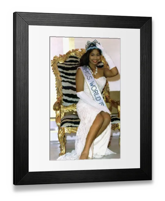 Framed Print : Lisa Hanna, Miss Jamaica, celebrates after being named Miss World 1993 following