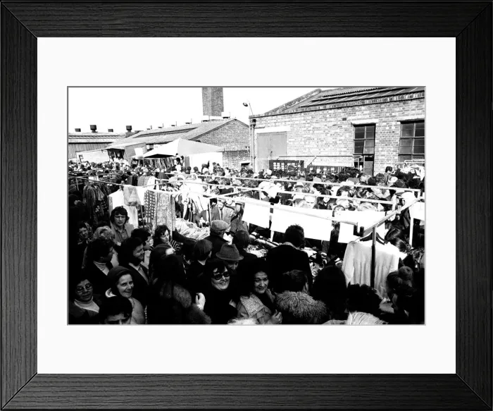 Framed Print : Open air Sunday market at Pallion, Sunderland 23 March 1975 Framed Print : Open air Sunday market at Pallion, Sunderland 23 March 1975