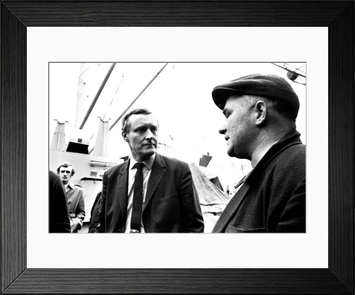 Framed Print : The Minister of Technology Mr. Anthony Wedgewood Benn visiting Palmers Shipyard Framed Print : The Minister of Technology Mr. Anthony Wedgewood Benn visiting Palmers Shipyard