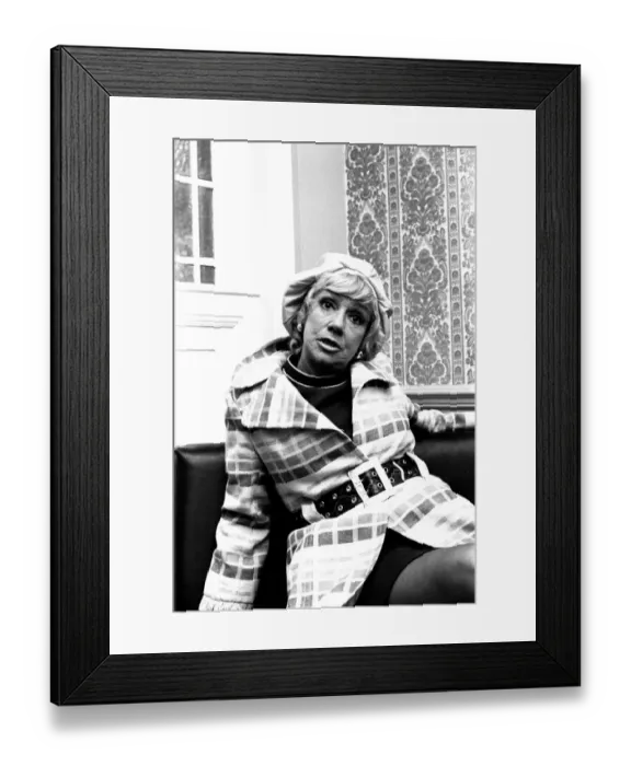Framed Print : Singer Dorothy Squires pictured at the Newcastle City Hall 3 May 1972
