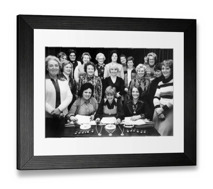 Framed Print : A new organisation for licensees wives has been formed in Coventry