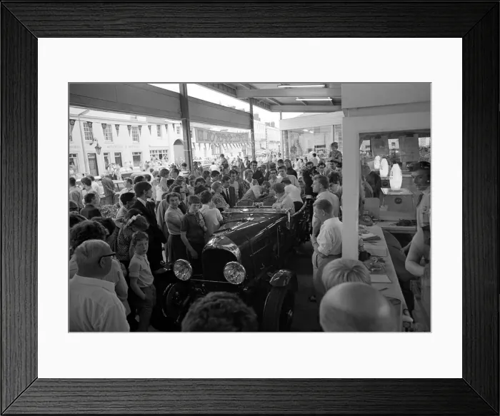 Framed Print : The Bentley Rally run by the Bentley Drivers Club and Shell to mark 50 years of Framed Print : The Bentley Rally run by the Bentley Drivers Club and Shell to mark 50 years of